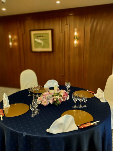 ＜お顔合わせ会食＞<br>夫婦の神様を祀る神社で、新しい家族の絆を結ぶ。